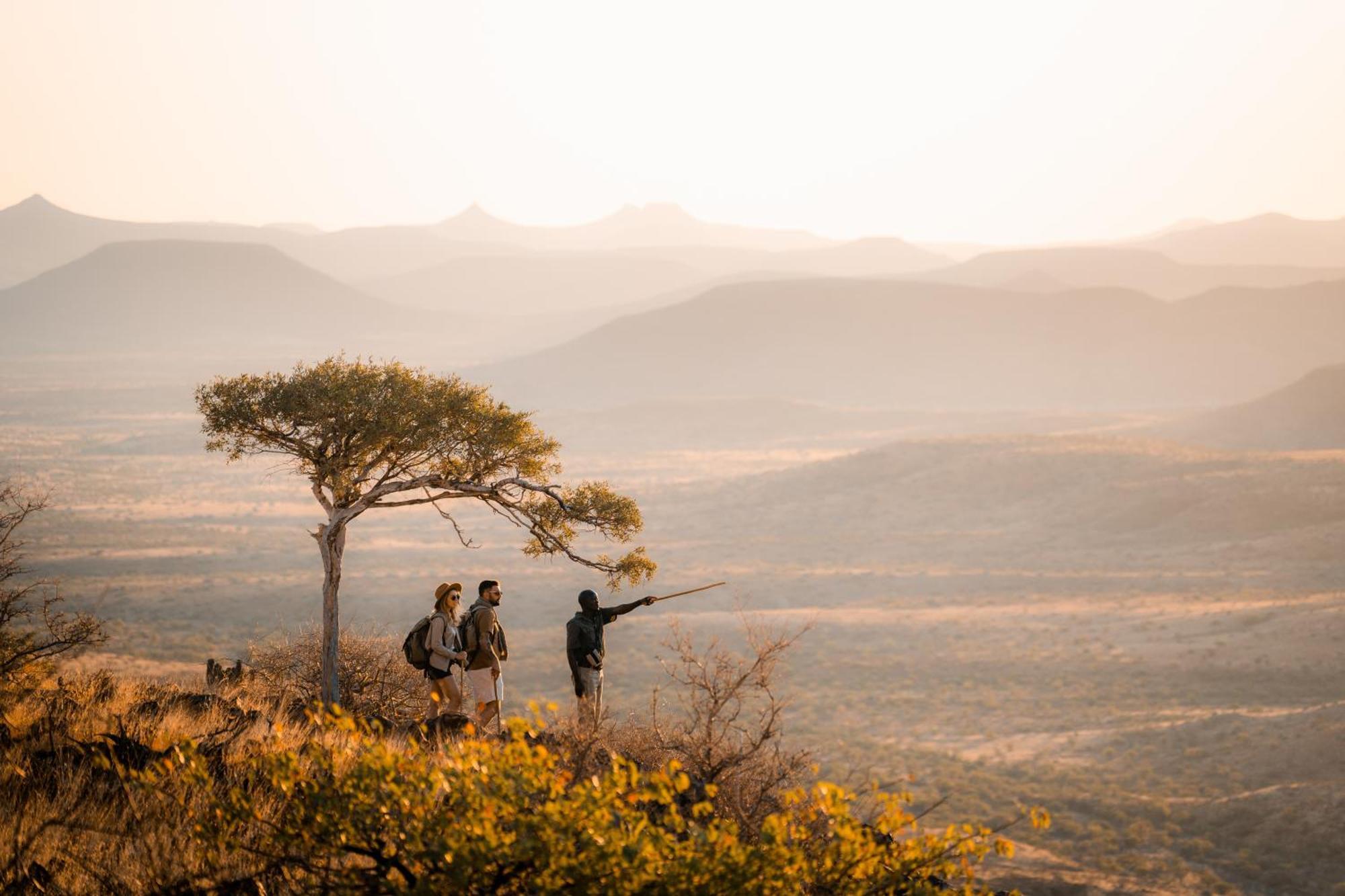 Etendeka Mountain Camp Damaraland Eksteriør billede