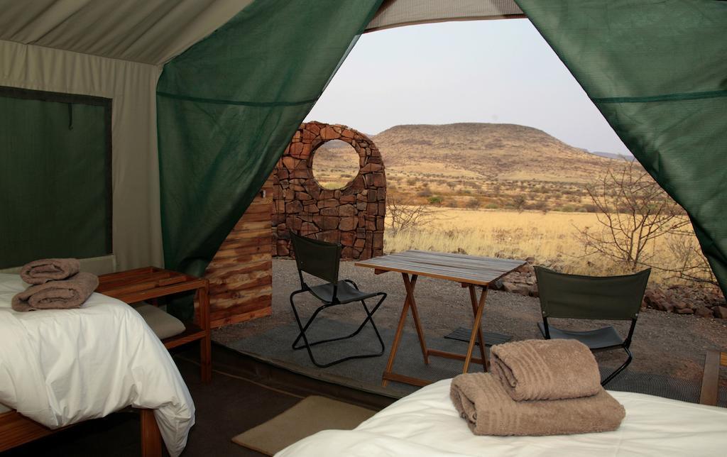 Etendeka Mountain Camp Damaraland Værelse billede